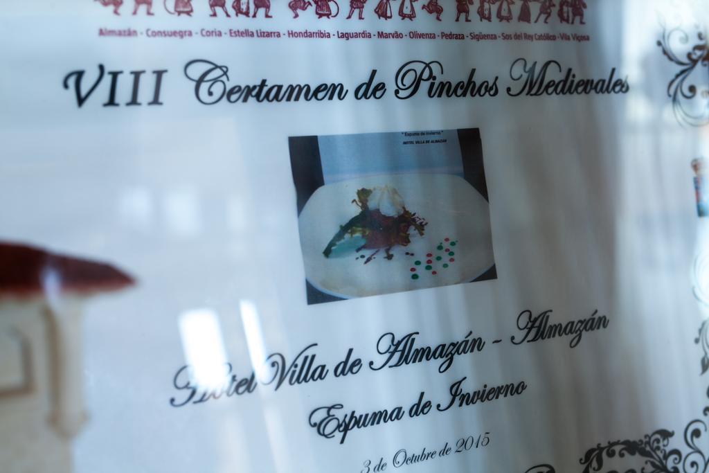 Hotel Villa De Almazán Eksteriør bilde