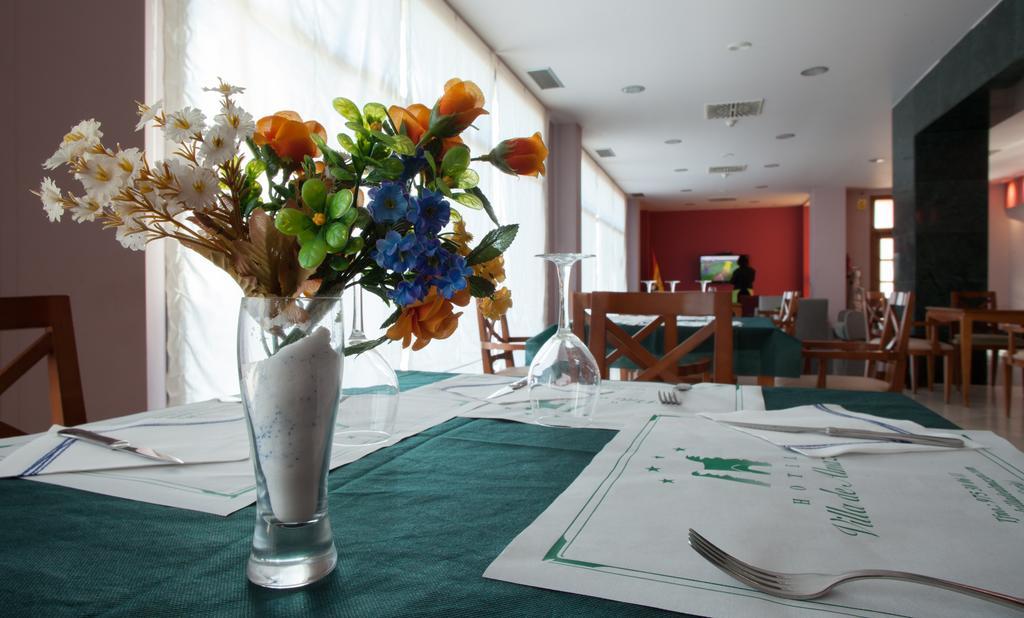 Hotel Villa De Almazán Eksteriør bilde