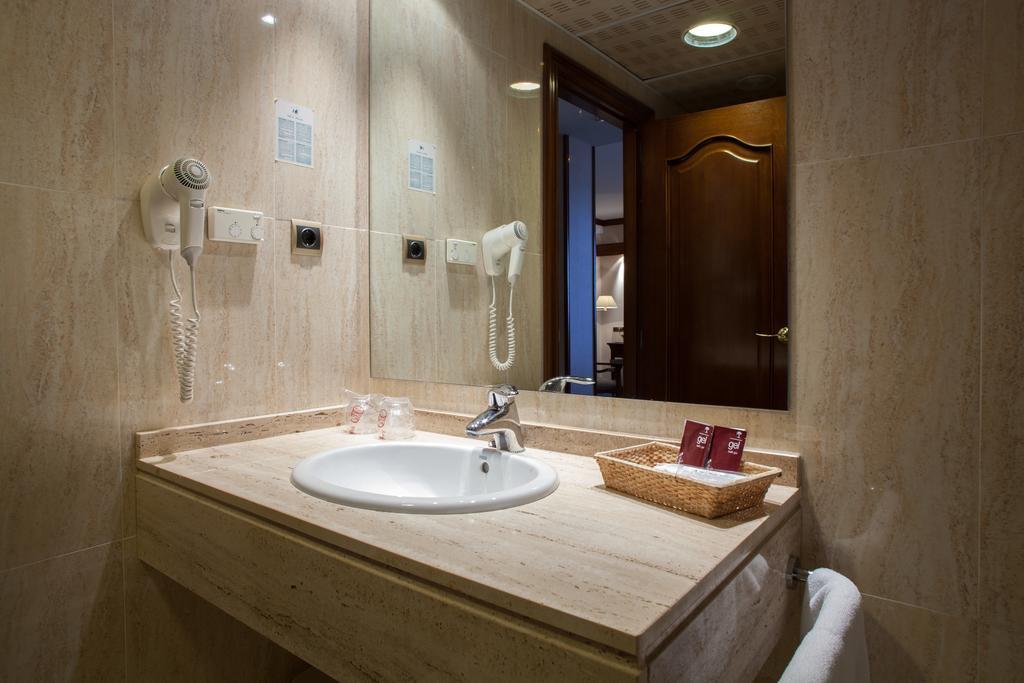 Hotel Villa De Almazán Eksteriør bilde